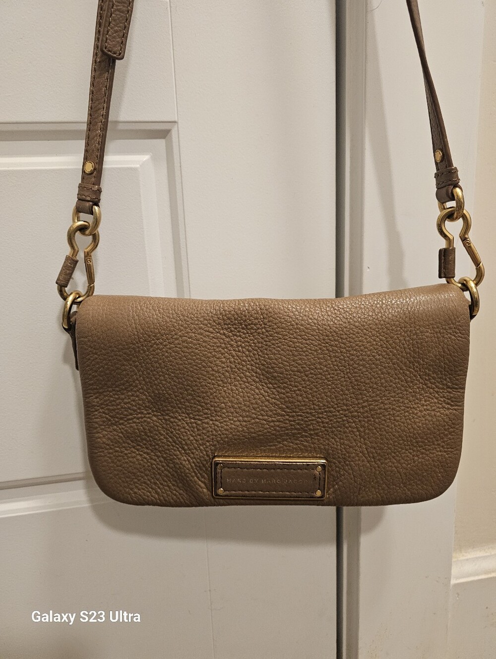 Marc Jacobs Tan Pebbled Leather Crossbody